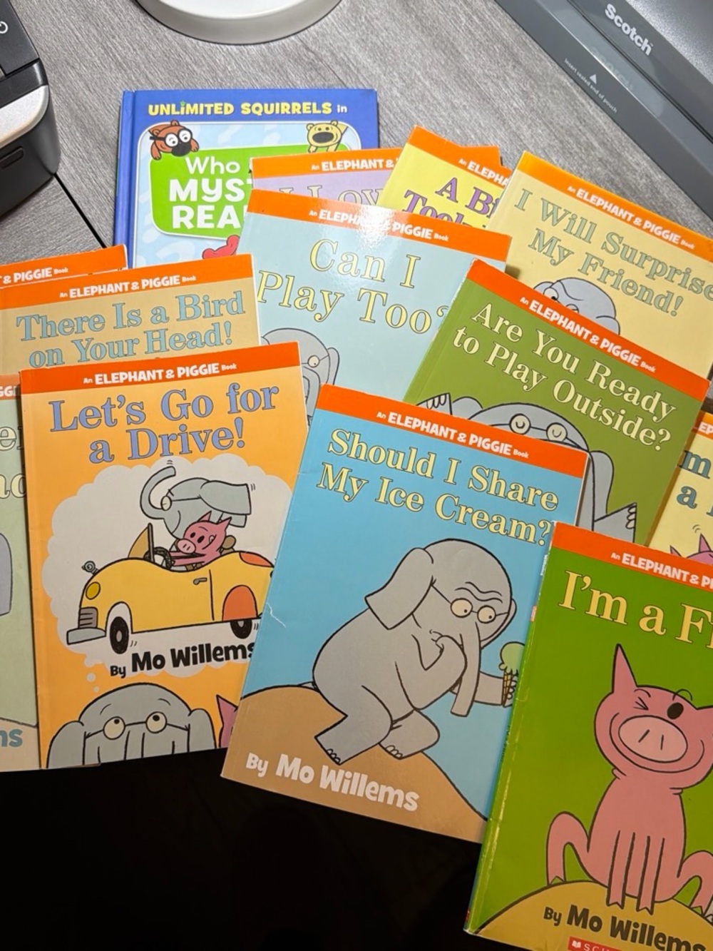 Elephant & Piggie Collection by Mo Willems - Colorful Kids Picture Books